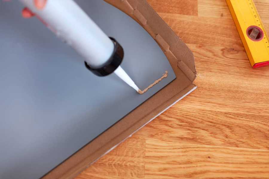 زمان خشک شدن چسب پلی اورتان؛ نکاتی که باید بدانید 1 زمان خشک شدن چسب پلی اورتان